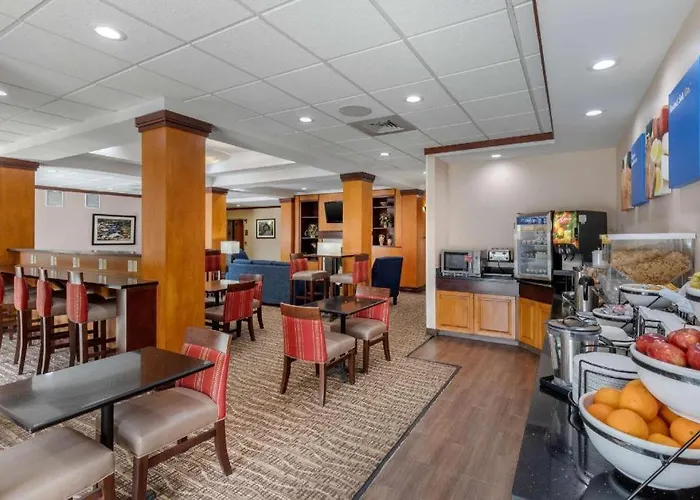 Comfort Inn & Suites